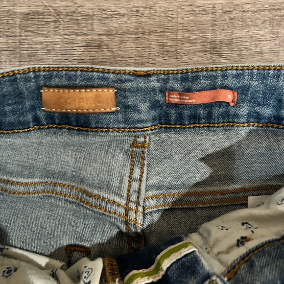 ANTHROPOLOGIE Pilcro Demilune Boot Cut jeans in medium blue wash - Picture 4 of 7